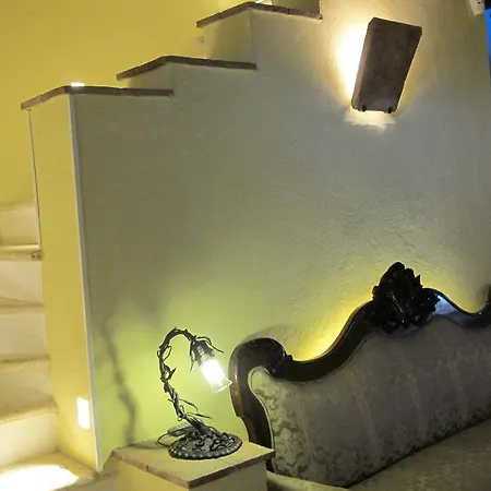 Residenza D'epoca Le Pisanelle Guest house *