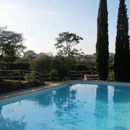 Residenza D'epoca Le Pisanelle בית הארחה 4*